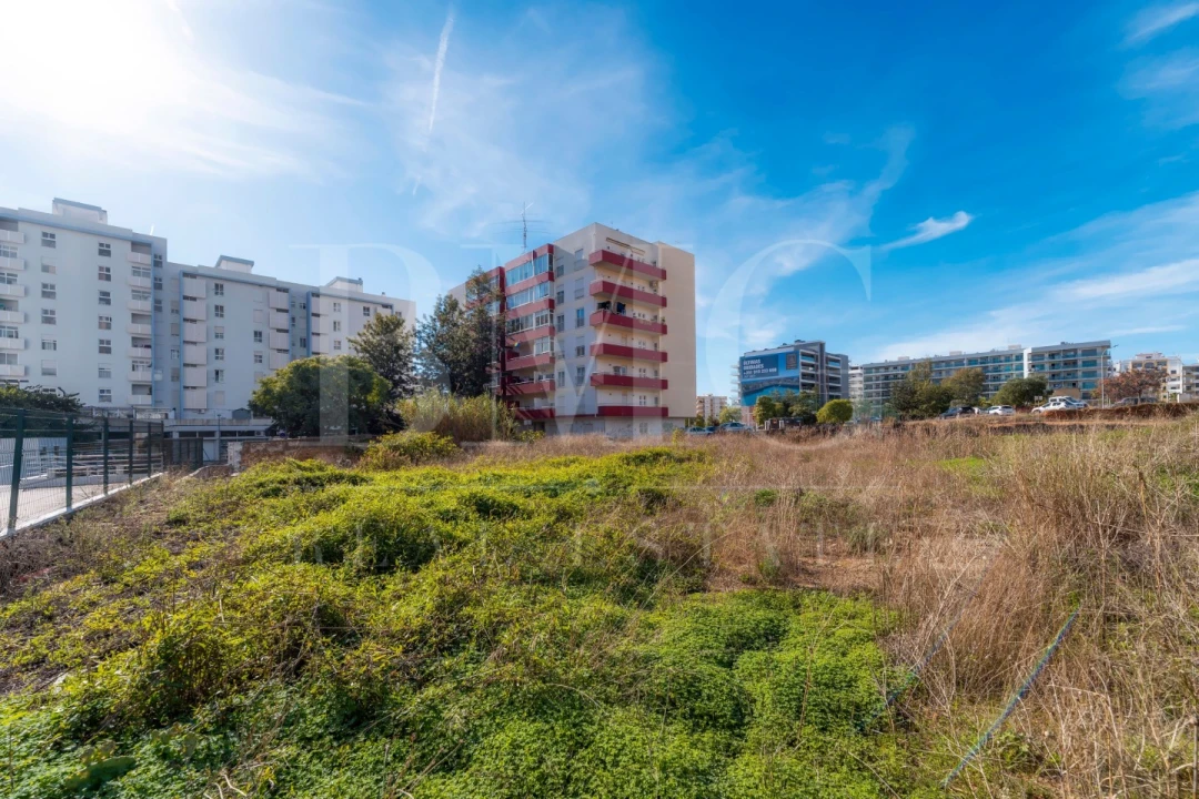 Terreno para Venda em Faro (Sé e São Pedro) Foto 11