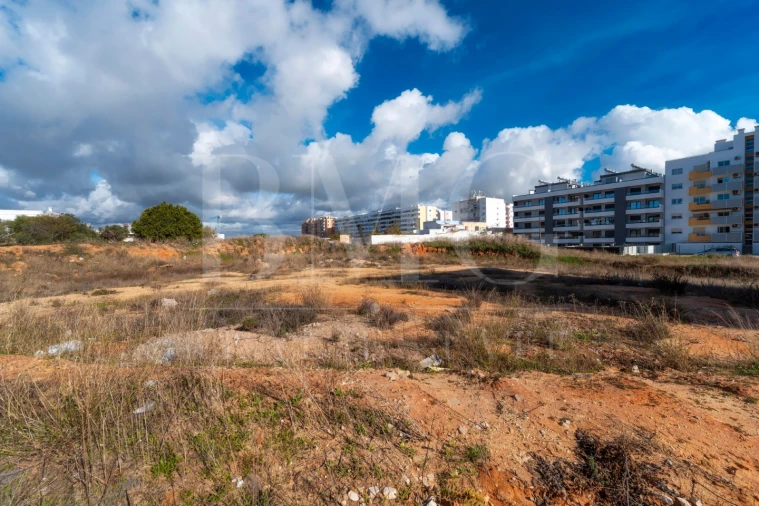 Terreno para Venda em Faro (Sé e São Pedro) Foto 10