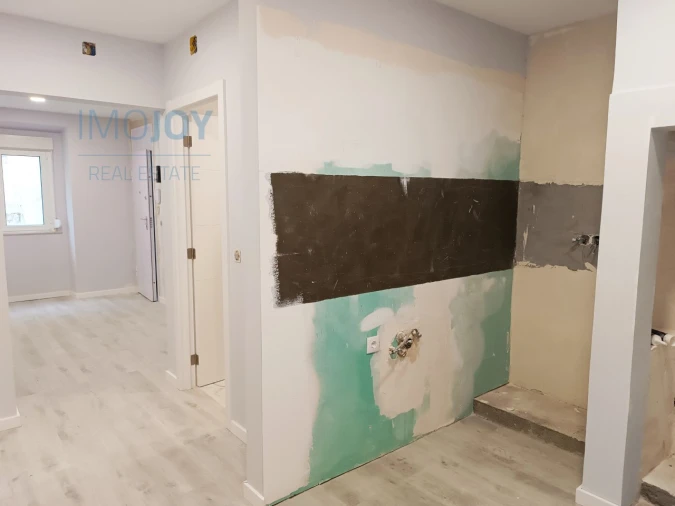 Apartamento T2 para Venda em Algés, Linda-A-Velha e Cruz Quebrada-Dafundo Foto 10