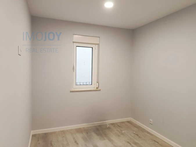 Apartamento T2 para Venda em Algés, Linda-A-Velha e Cruz Quebrada-Dafundo Foto 17