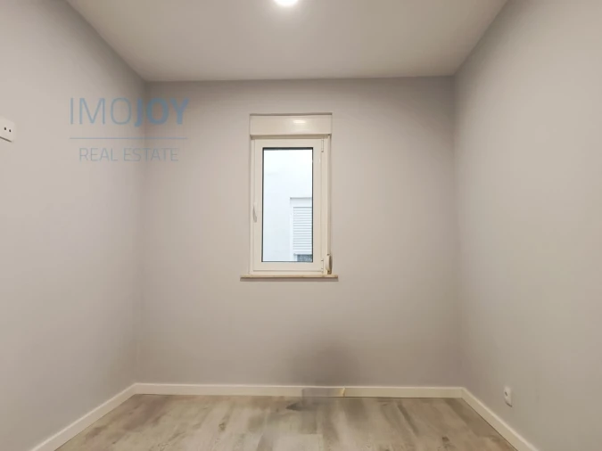 Apartamento T2 para Venda em Algés, Linda-A-Velha e Cruz Quebrada-Dafundo Foto 22