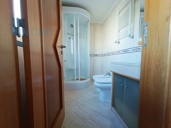 Apartamento T3 para Arrendamento em Carnaxide e Queijas Foto 29