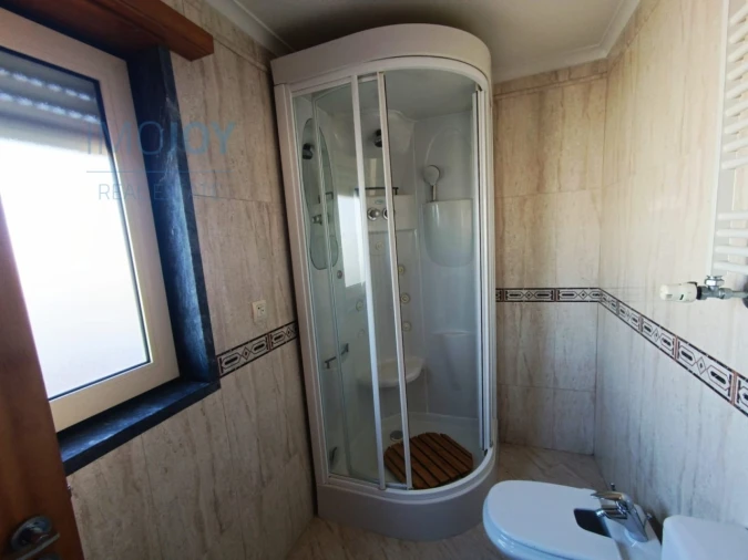 Apartamento T3 para Arrendamento em Carnaxide e Queijas Foto 30