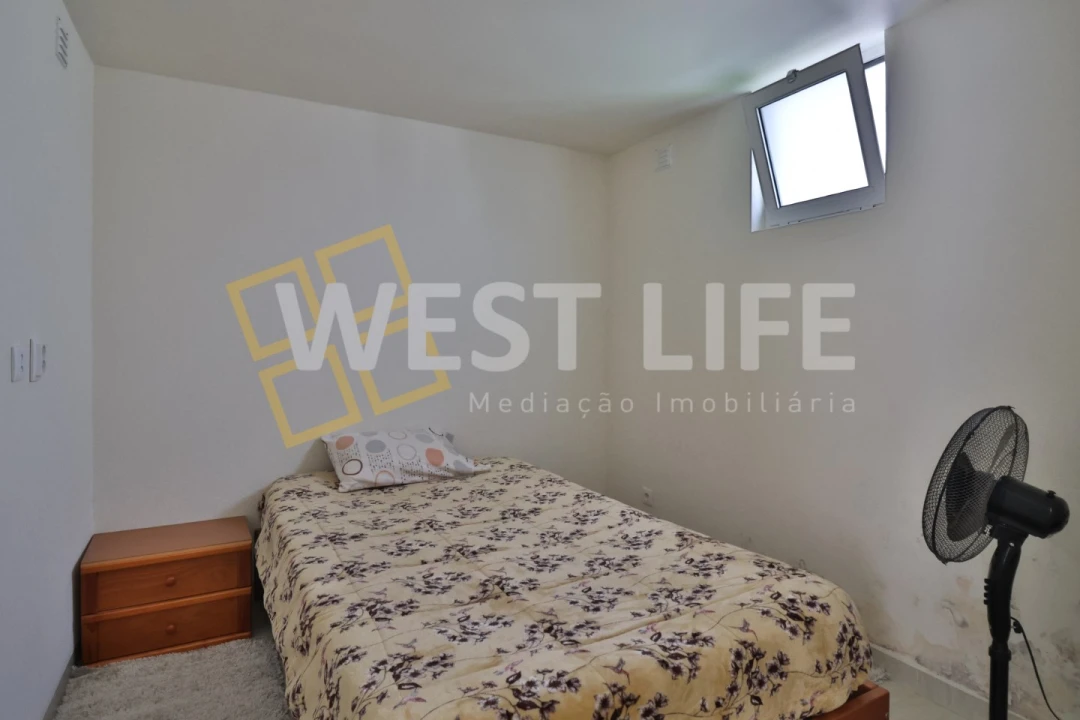 Moradia T3 para Venda em São Pedro da Cadeira Foto 26