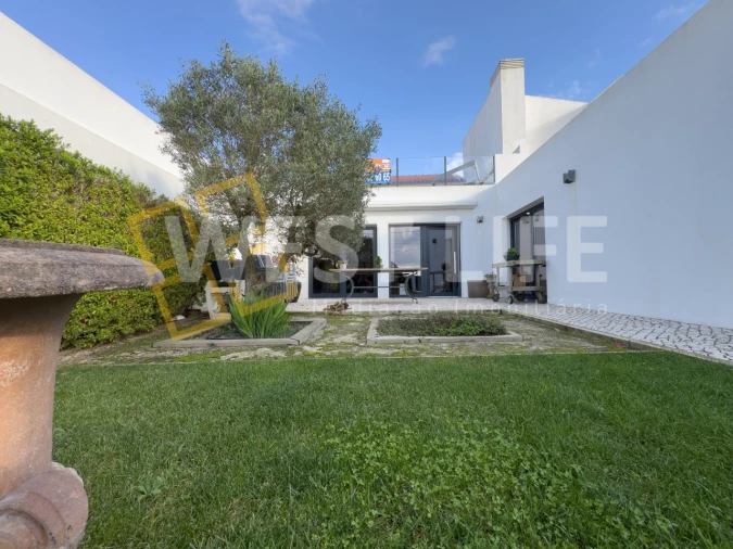 Moradia T4 para Venda em Silveira Foto 2