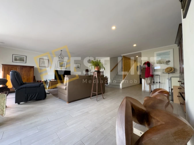 Moradia T4 para Venda em Silveira Foto 4