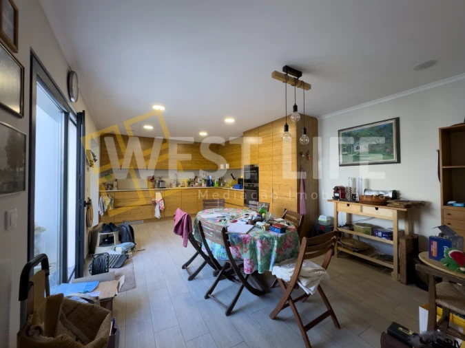 Moradia T4 para Venda em Silveira Foto 8