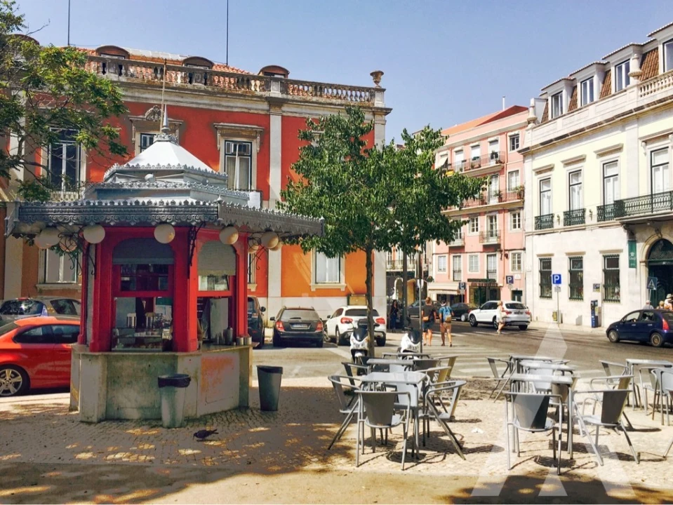 Apartamento T2 para Venda em Misericórdia Foto 9