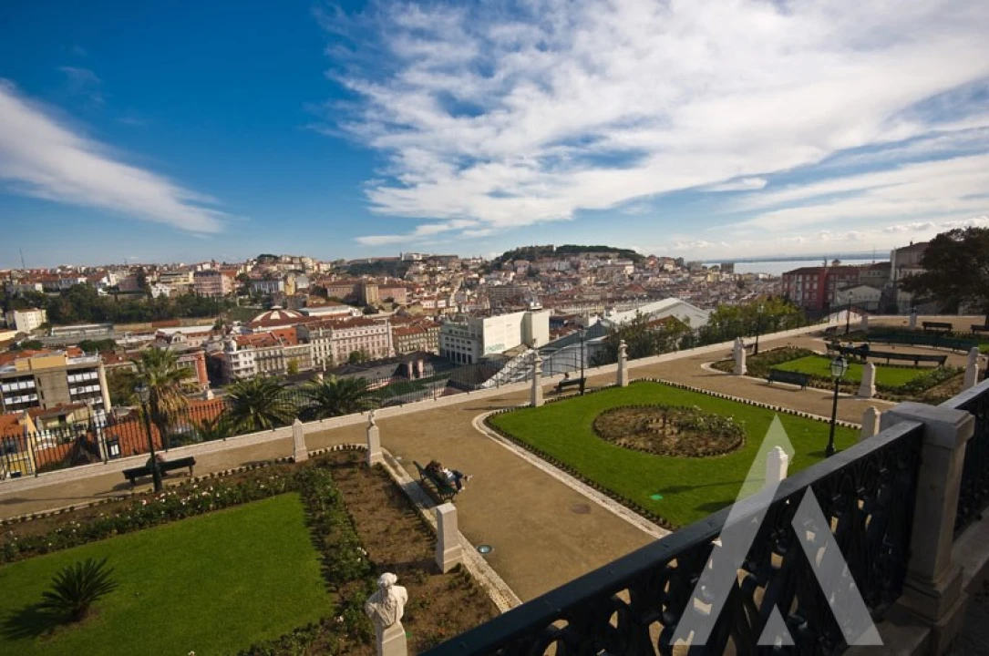 Apartamento T2 para Venda em Misericórdia Foto 17