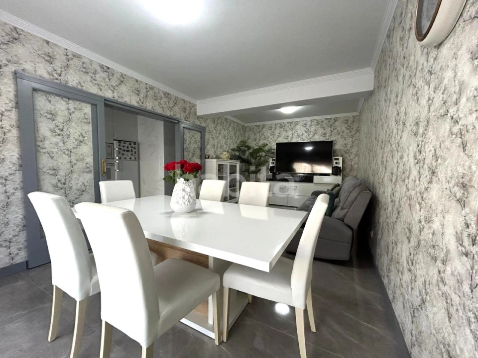 Apartamento T2 para Venda em Santa Maria da Feira, Travanca, Sanfins e Espargo Foto 3