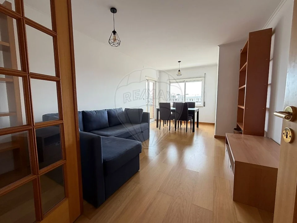 Apartamento T1 para Arrendamento em Lumiar Foto 15