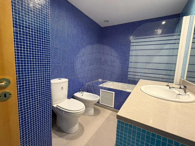 Apartamento T1 para Arrendamento em Lumiar Foto 23