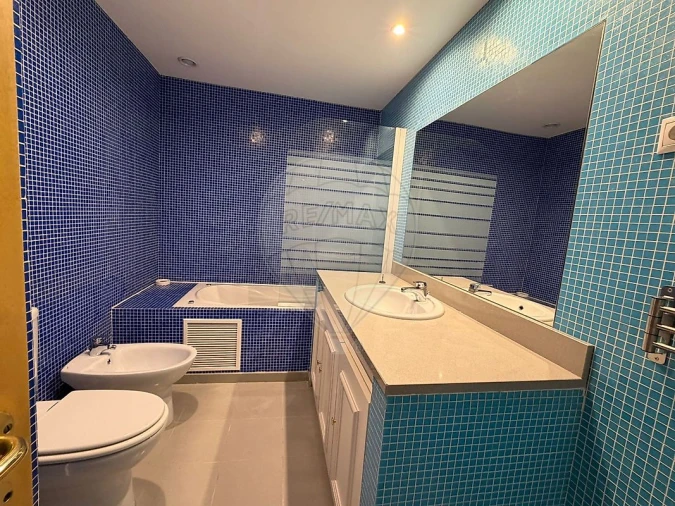 Apartamento T1 para Arrendamento em Lumiar Foto 21