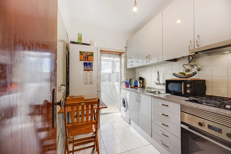 Apartamento T1 para Venda em Baixa da Banheira e Vale da Amoreira Foto 8