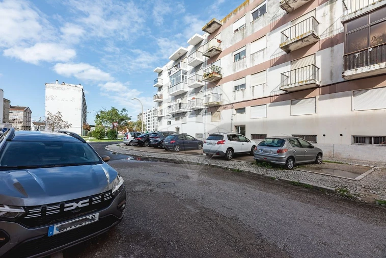 Apartamento T1 para Venda em Baixa da Banheira e Vale da Amoreira Foto 16