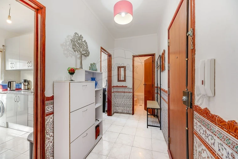 Apartamento T1 para Venda em Baixa da Banheira e Vale da Amoreira Foto 9