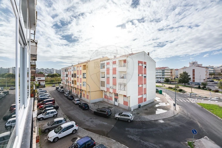 Apartamento T1 para Venda em Baixa da Banheira e Vale da Amoreira Foto 12