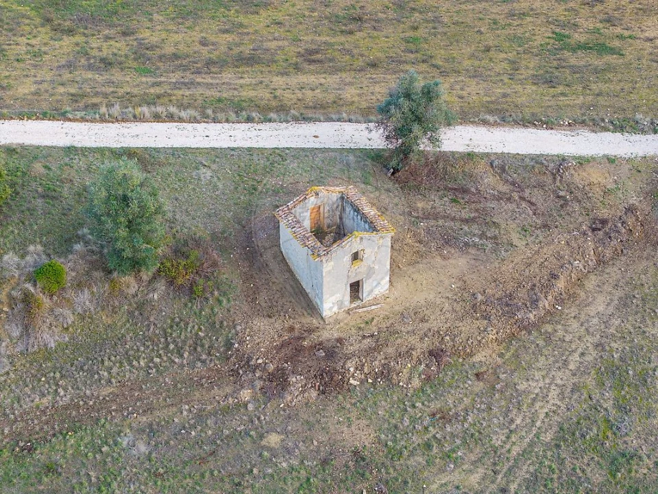 Moradia T2 para Venda em Casével e Vaqueiros Foto 32