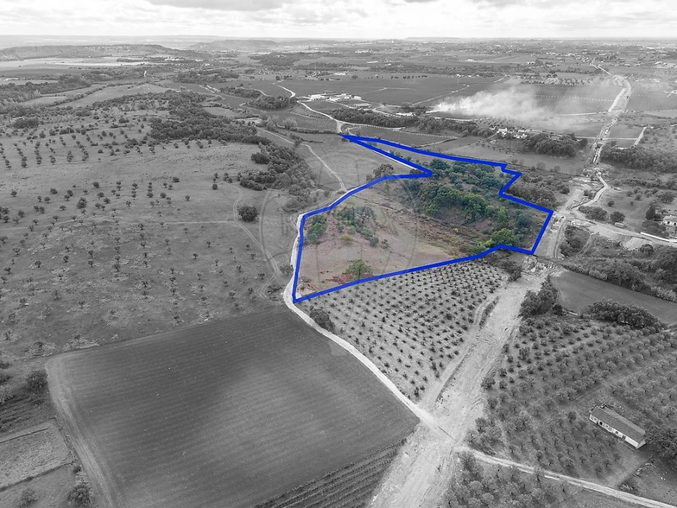 Moradia T2 para Venda em Casével e Vaqueiros Foto 5