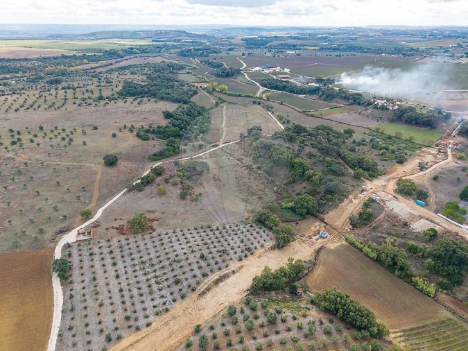 Moradia T2 para Venda em Casével e Vaqueiros Foto 4