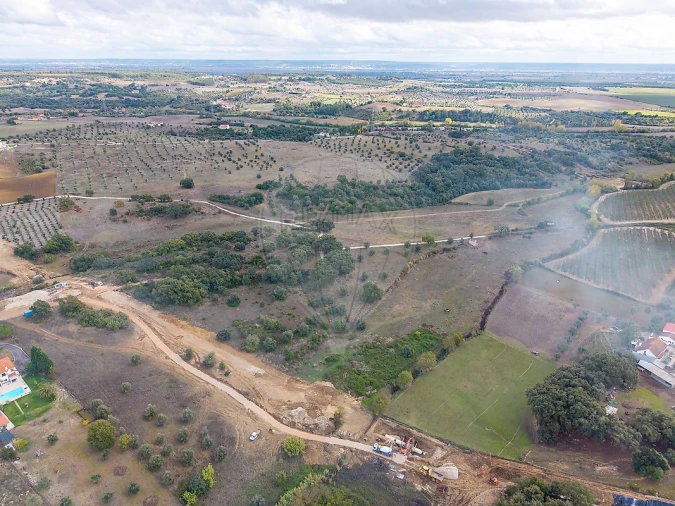 Moradia T2 para Venda em Casével e Vaqueiros Foto 11