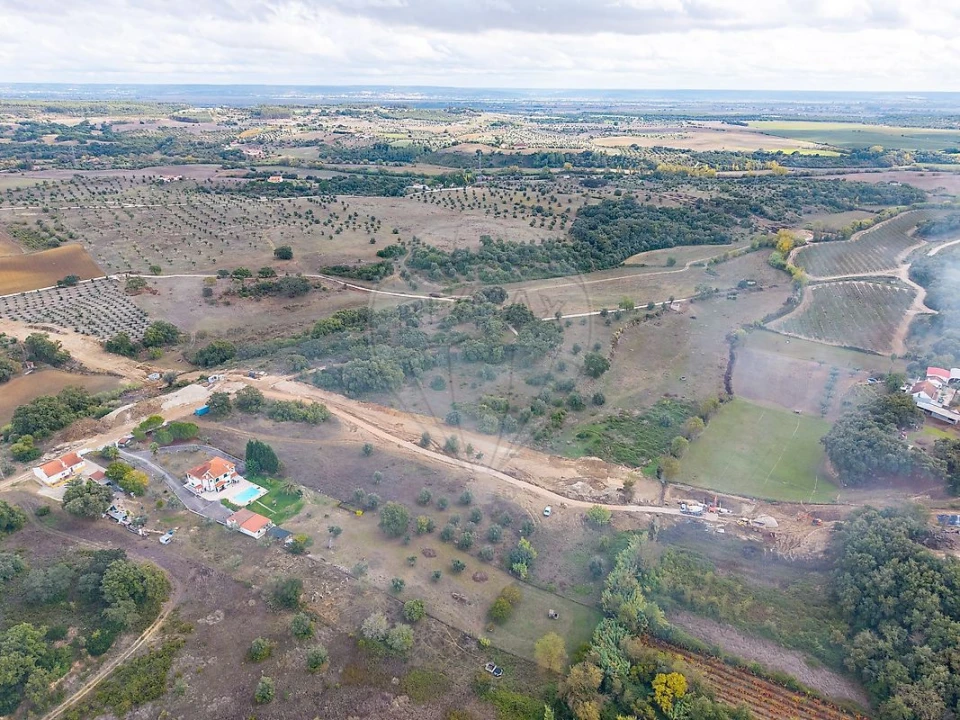 Moradia T2 para Venda em Casével e Vaqueiros Foto 8