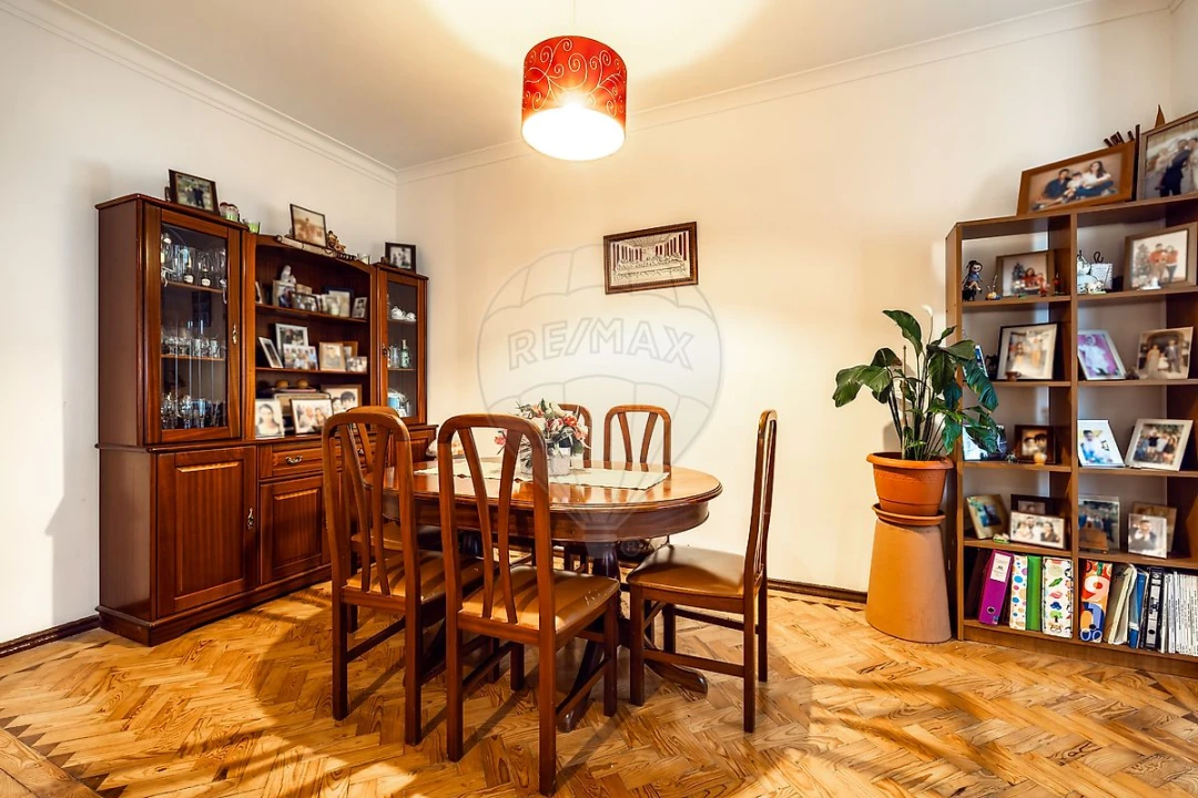 Apartamento T3 para Venda em Vila Franca de Xira Foto 9