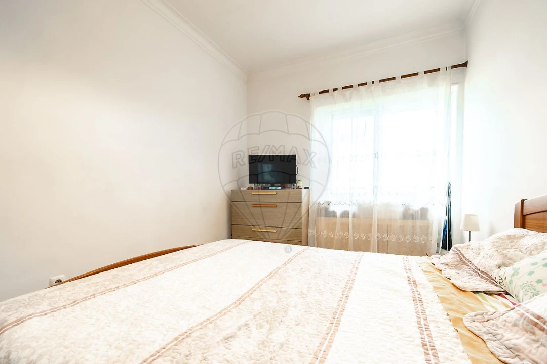 Apartamento T3 para Venda em Vila Franca de Xira Foto 17