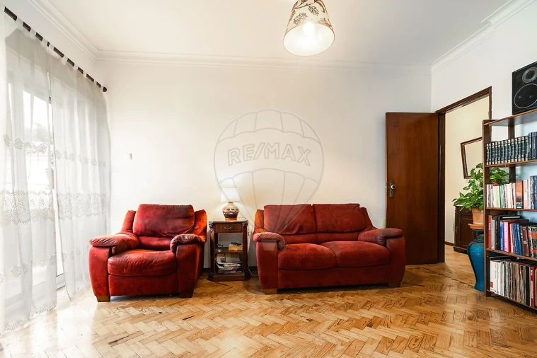 Apartamento T3 para Venda em Vila Franca de Xira Foto 7