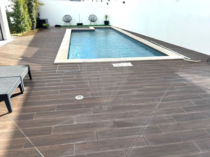 Moradia T4 para Venda em Palmela Foto 3