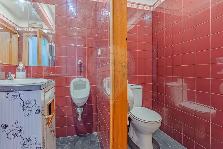 Negócio para Venda em Ramalde Foto 12