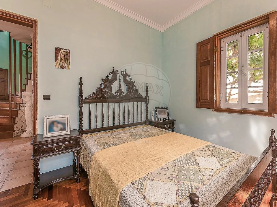 Moradia T3 para Venda em Carvoeira Foto 16