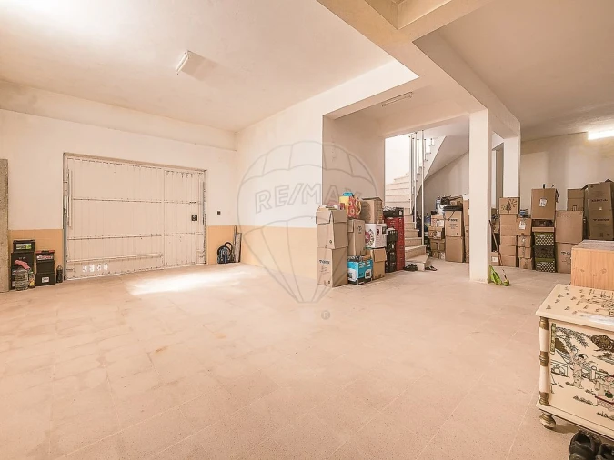 Moradia T3 para Venda em Carvoeira Foto 24