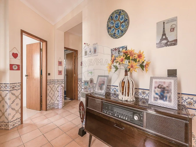 Moradia T3 para Venda em Carvoeira Foto 13