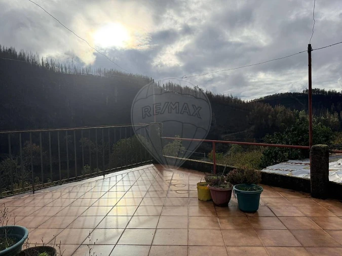 Moradia T5 para Venda em Aldeia das Dez Foto 2