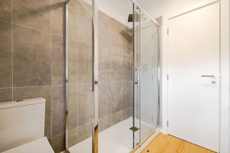 Apartamento T3 para Venda em Carcavelos e Parede Foto 26