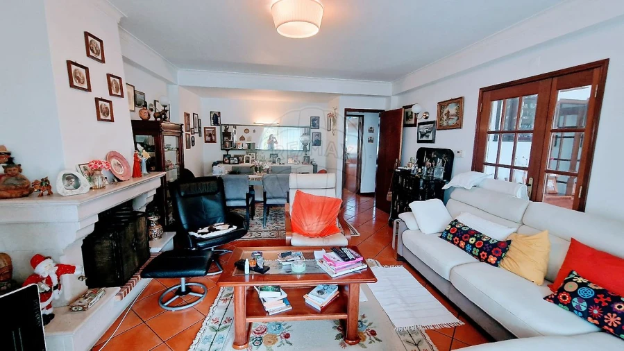 Moradia T3 para Venda em Benedita Foto 18