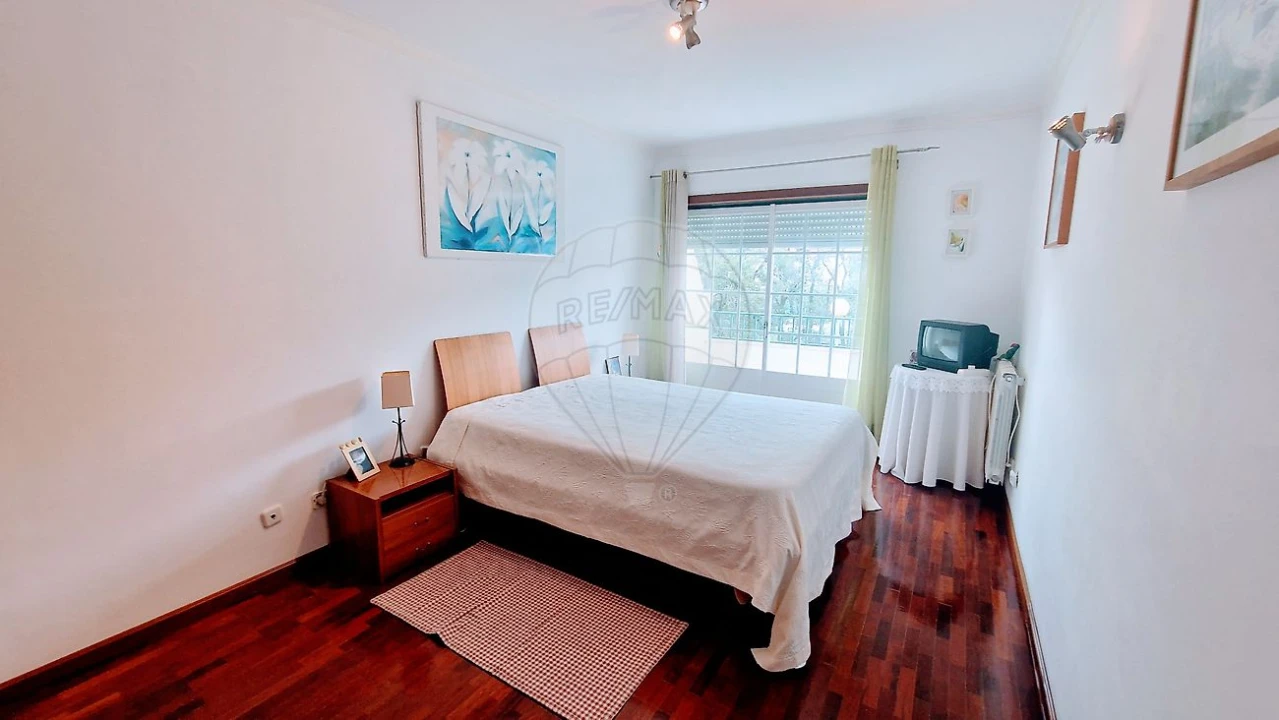 Moradia T3 para Venda em Benedita Foto 8