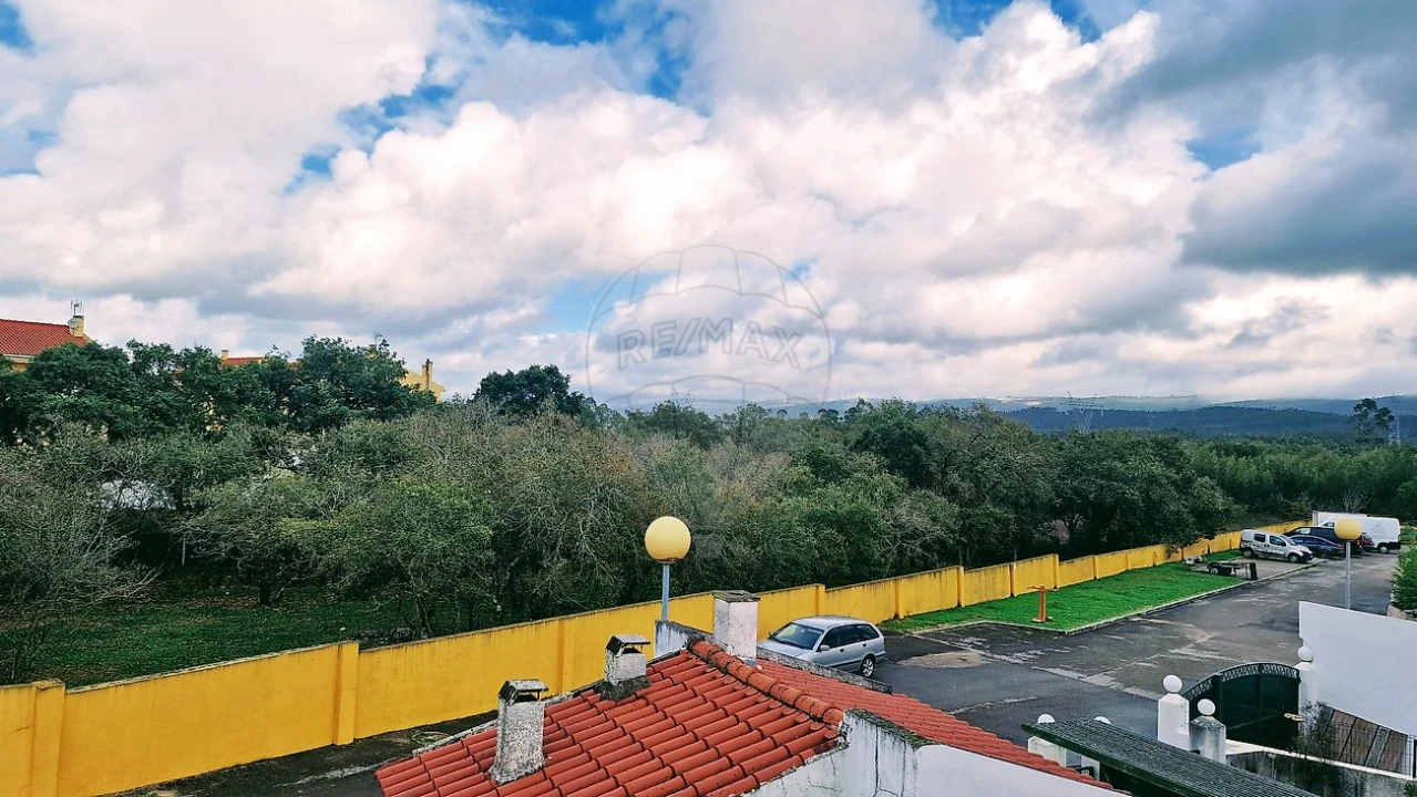 Moradia T3 para Venda em Benedita Foto 38