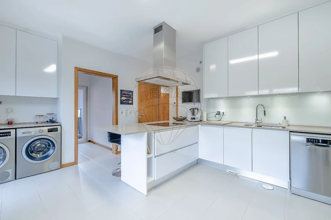 Moradia T4 para Venda em Vila Franca de Xira Foto 12