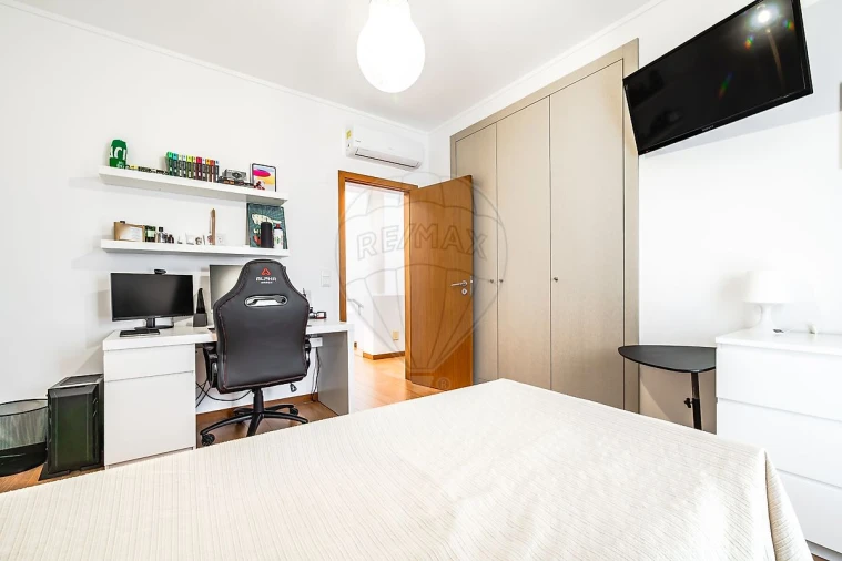 Moradia T4 para Venda em Vila Franca de Xira Foto 34