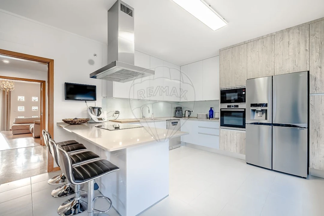 Moradia T4 para Venda em Vila Franca de Xira Foto 14