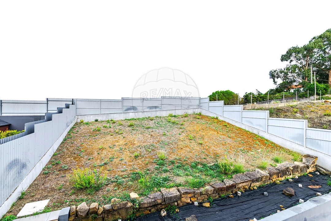 Moradia T4 para Venda em Vila Franca de Xira Foto 49