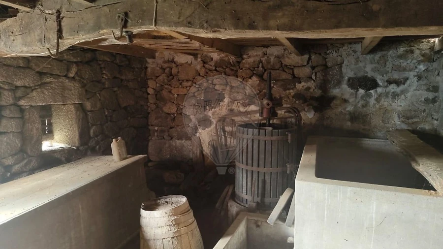 Moradia T4 para Venda em Macieira de Cambra Foto 12