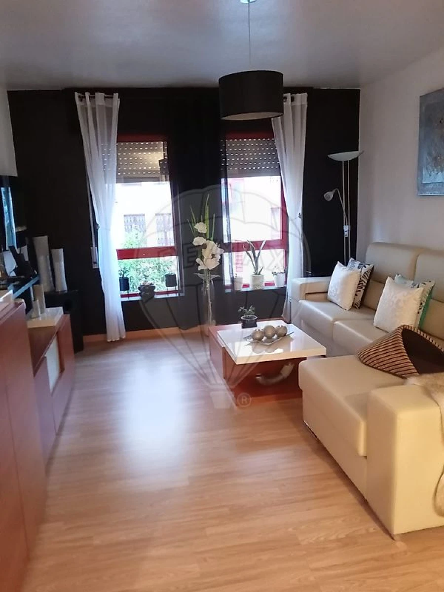 Apartamento T3 para Venda em São João da Madeira Foto 1