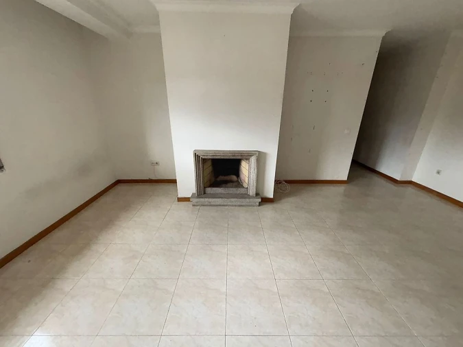 Apartamento T3 para Venda em O. Azeméis, Riba-Ul, Ul, Macinhata Seixa, Madail Foto 5