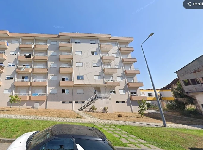 Apartamento T3 para Venda em O. Azeméis, Riba-Ul, Ul, Macinhata Seixa, Madail