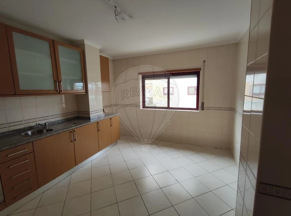 Apartamento T3 para Venda em O. Azeméis, Riba-Ul, Ul, Macinhata Seixa, Madail Foto 9
