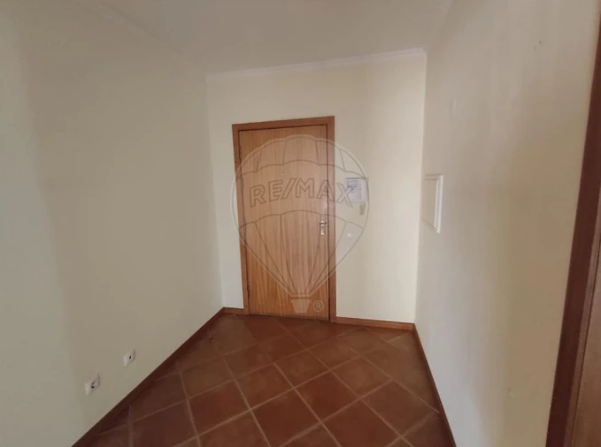 Apartamento T3 para Venda em O. Azeméis, Riba-Ul, Ul, Macinhata Seixa, Madail Foto 11