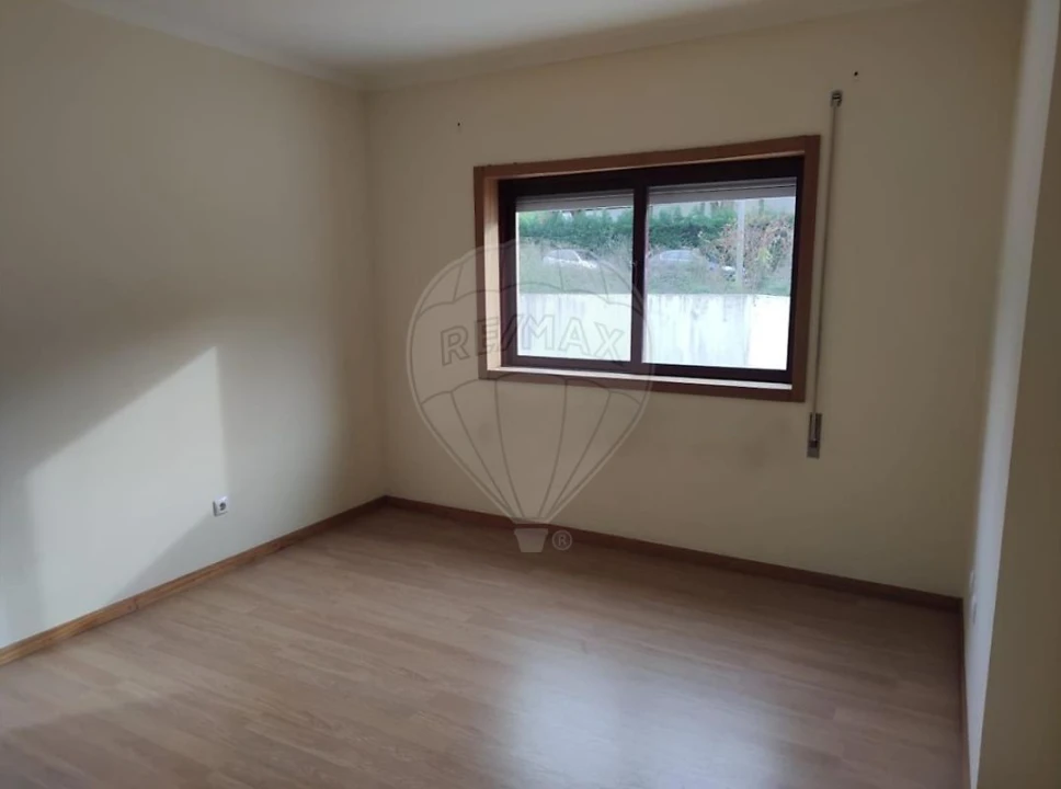 Apartamento T3 para Venda em O. Azeméis, Riba-Ul, Ul, Macinhata Seixa, Madail Foto 19